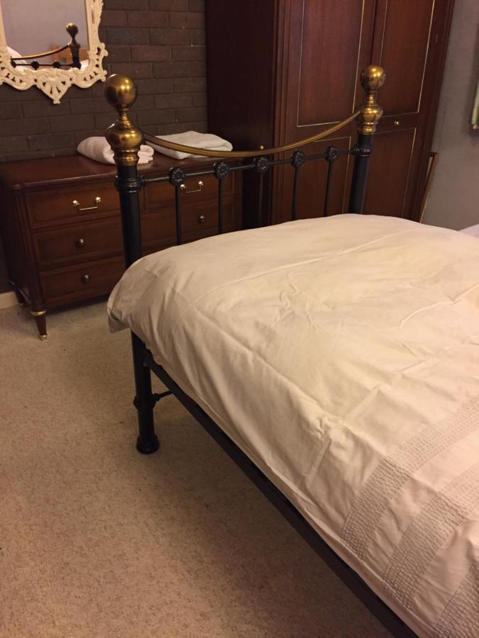 Hotel 5 Ravenhurst Drive วอลซอลล์ ภายนอก รูปภาพ