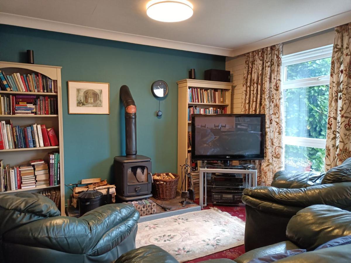 Hotel 5 Ravenhurst Drive วอลซอลล์ ภายนอก รูปภาพ